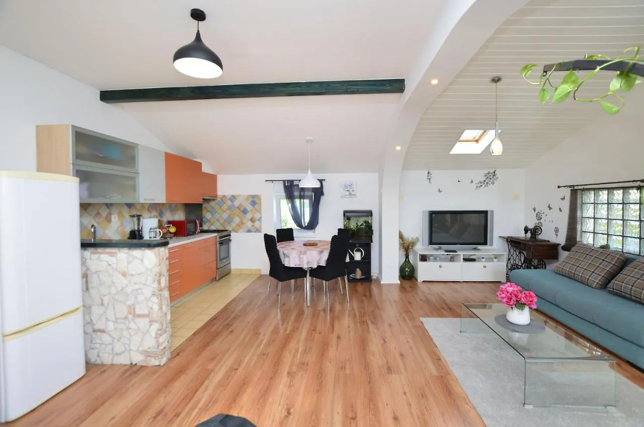 Apartment Emilija Fazana