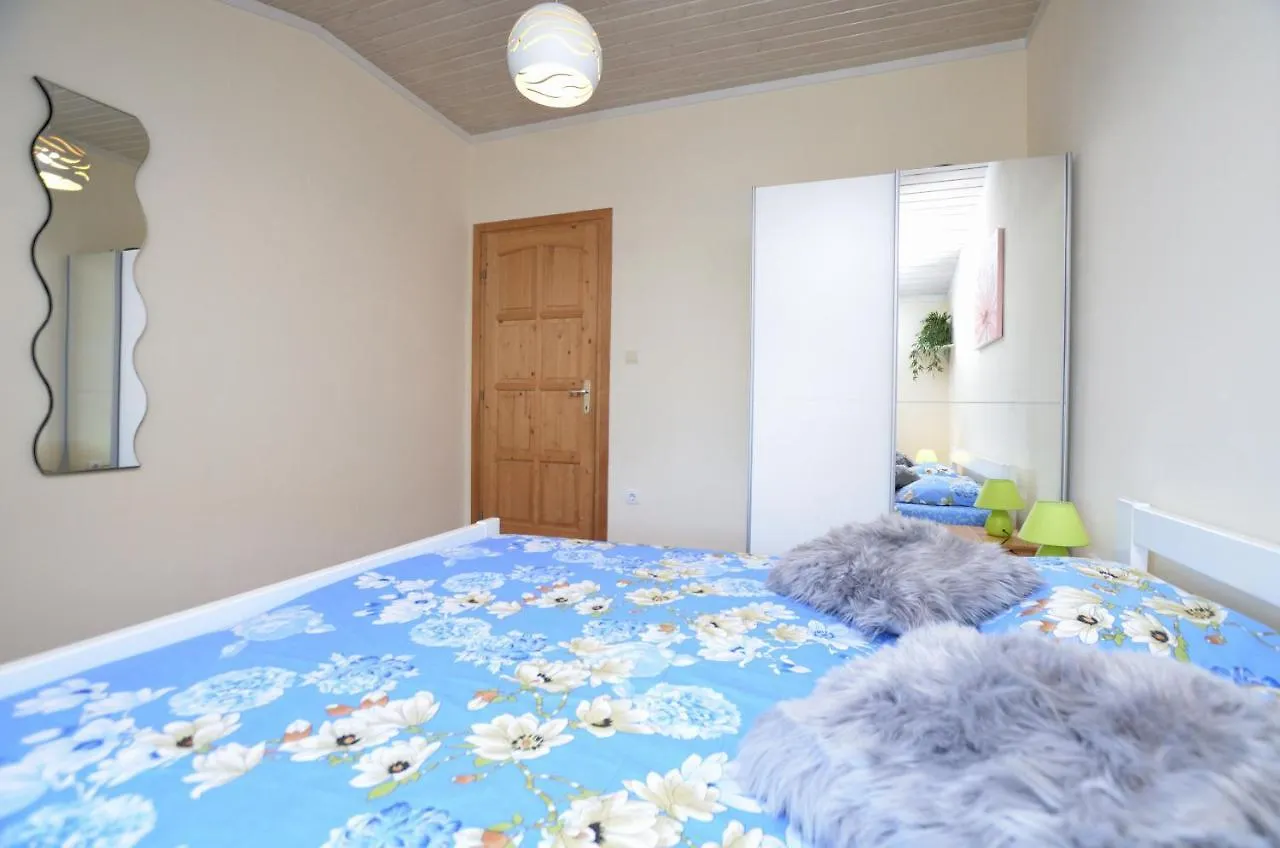 Apartment Emilija Fazana Croatia